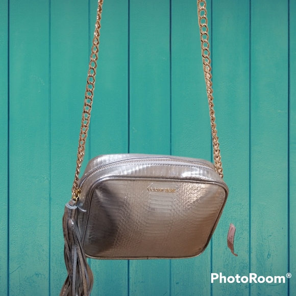 NWT Victoria Secret mock croc metallic silver and gold crossbody. - Picture 7 of 11